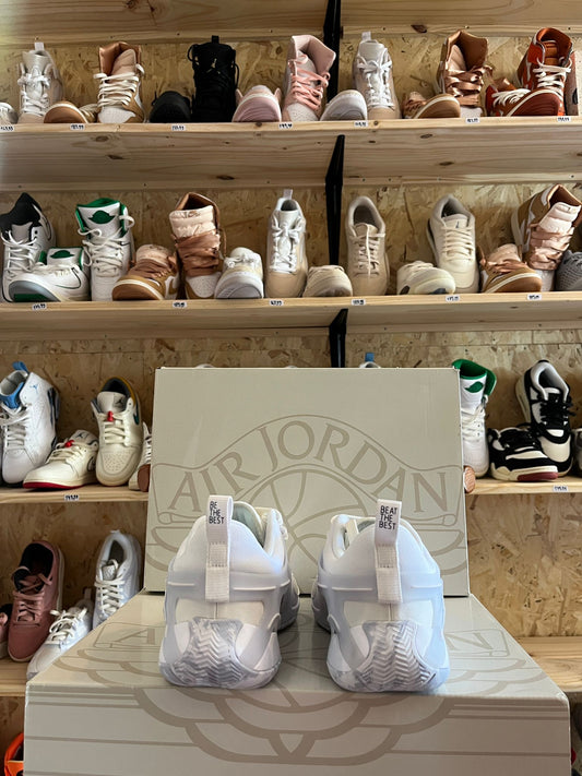 AIR JORDAN HEIR ( FEMENINO ) #36