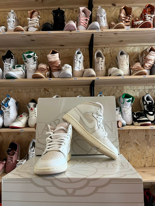 AIR JORDAN 1 MID #39