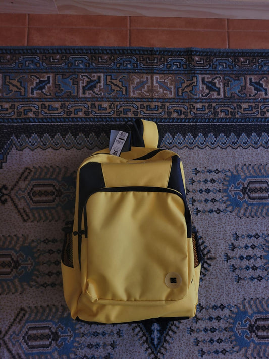 MOCHILA DC ORIGINAL AMARELA