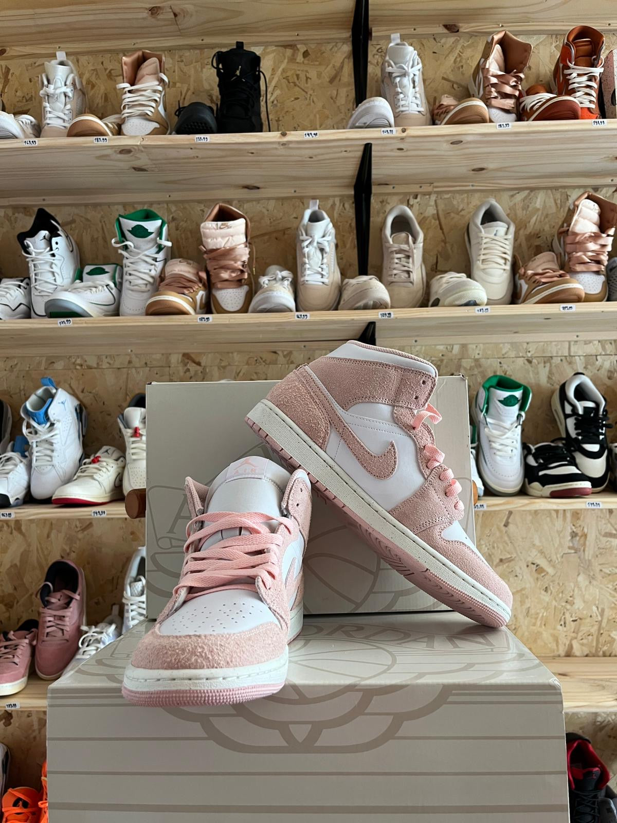 AIR JORDAN MID SE 1 PINK #45 PLUS