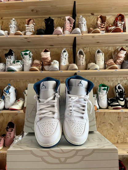 AIR JORDAN mid blue