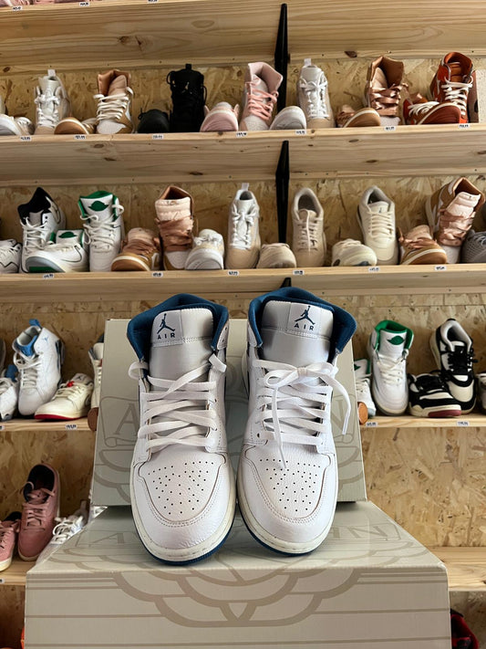 AIR JORDAN mid blue
