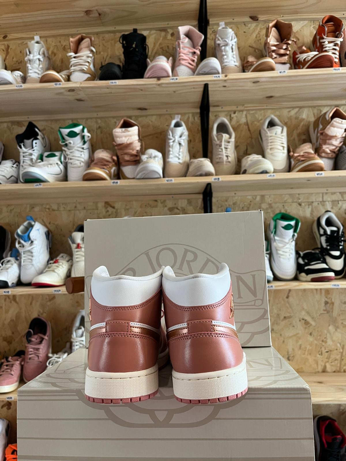 AIR JORDAN 1 mid se branco / rosa
