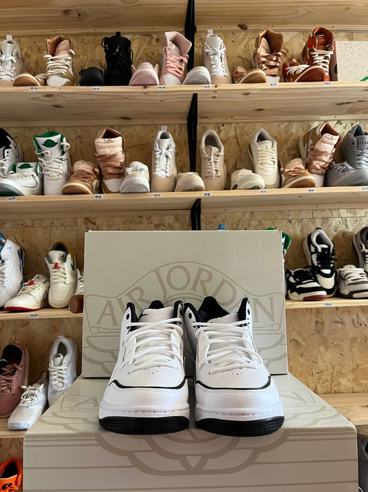 AIR JORDAN COURTSIDE 23 WHITE #40