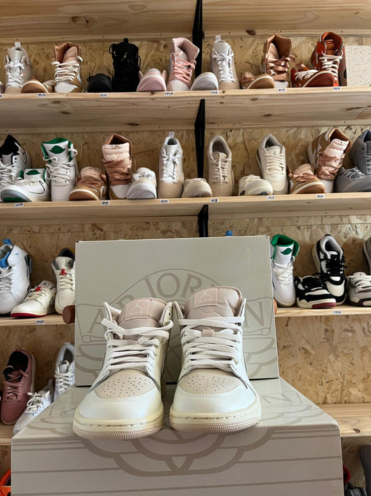 AIR JORDAN MID 1 #40