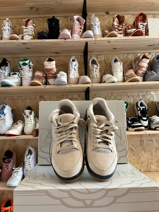 AIR JORDAN FLIGHT COURT #40